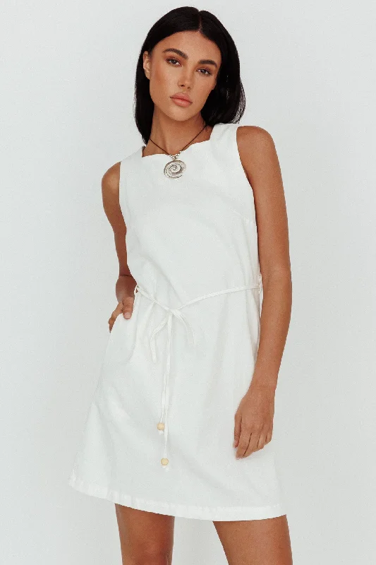 Winter - Warm Casual Dresses with Lined Fabrics​ Tirzah Side Pocket Shift Dress White