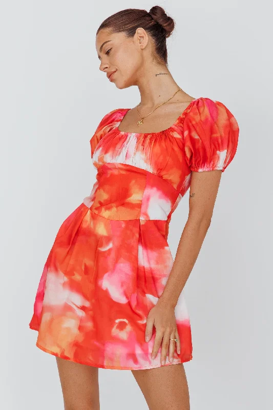 Belted Casual Dresses to Define the Waist​ Shayna Puff Sleeve Mini Dress Print Red