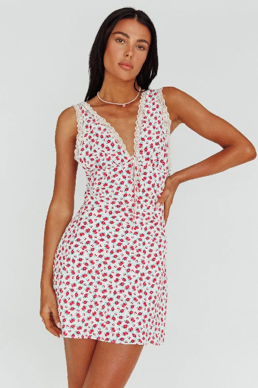 Weekend - Wear Casual Dresses for a Laid - Back Look​ Vigo Lace Trim Sundress Floral White