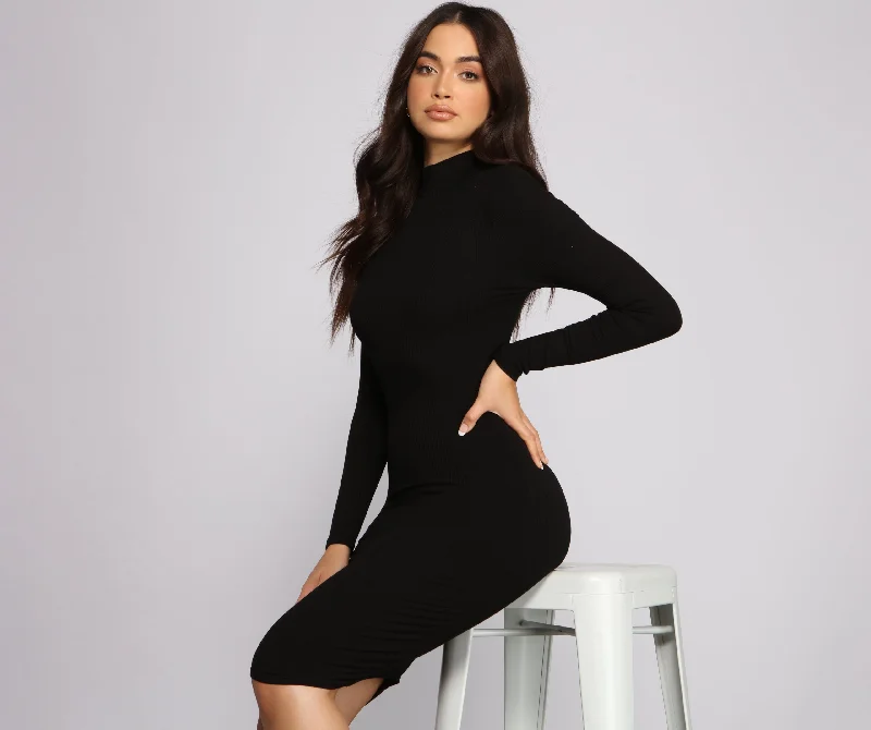 Metallic - Accented Casual Dresses for a Shiny Finish​ The Every Day Ribbed Knit Midi Dress