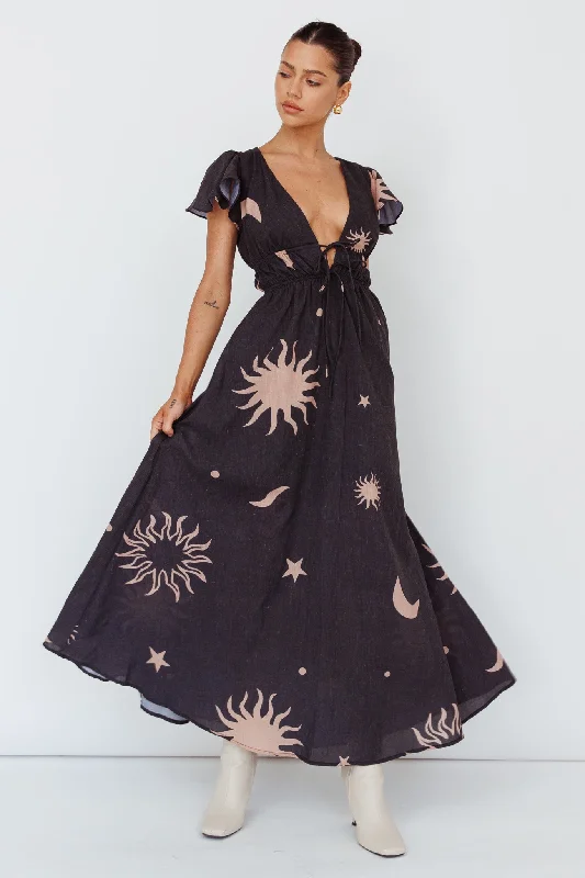 Stretchable Casual Dresses for a Flexible Fit​ Carnivale Angel Sleeve Maxi Dress Black/Beige