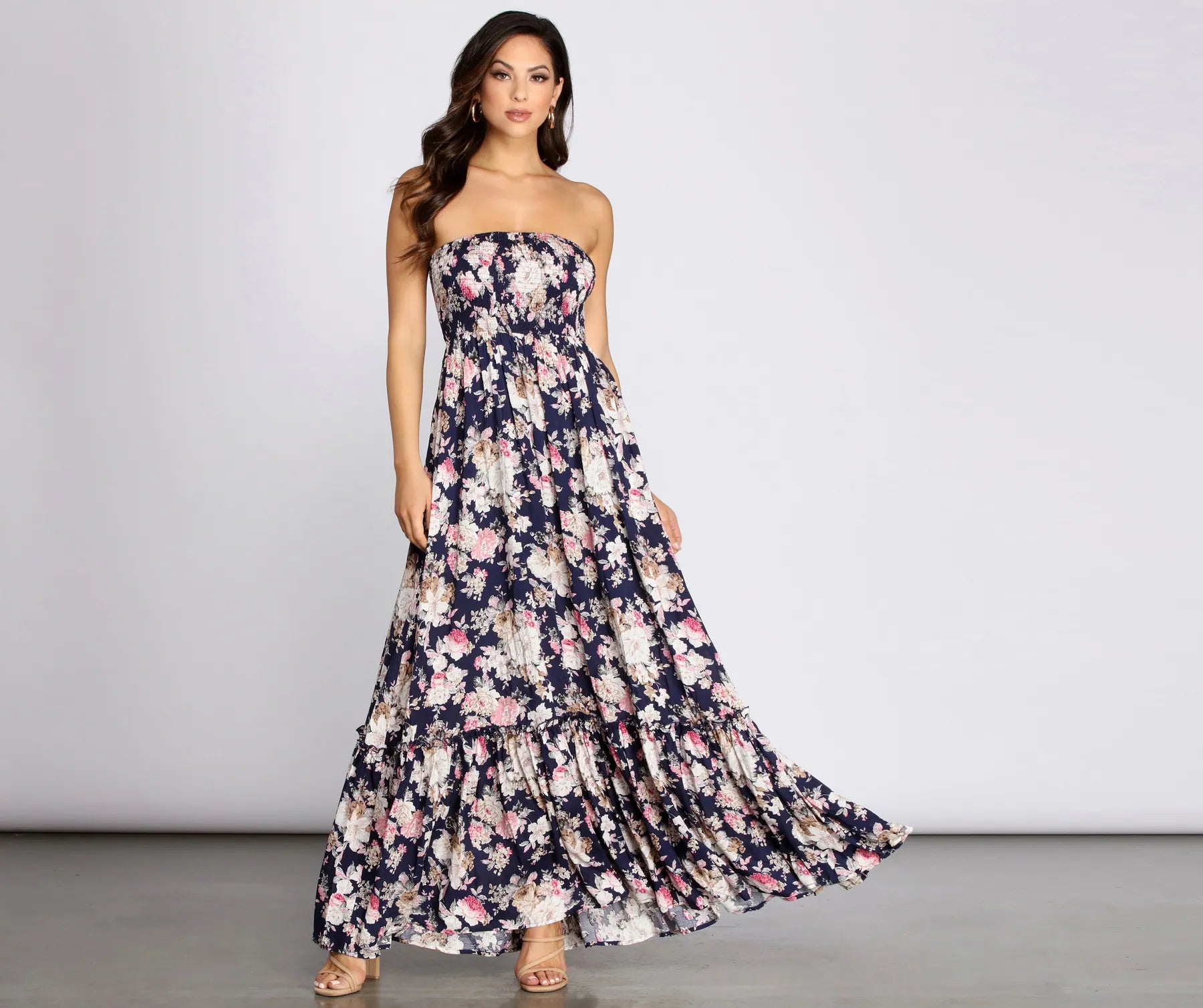Short - Sleeve Casual Dresses with Printed Graphics​ Getaway Girl Floral Smocked Tube Maxi Dress
