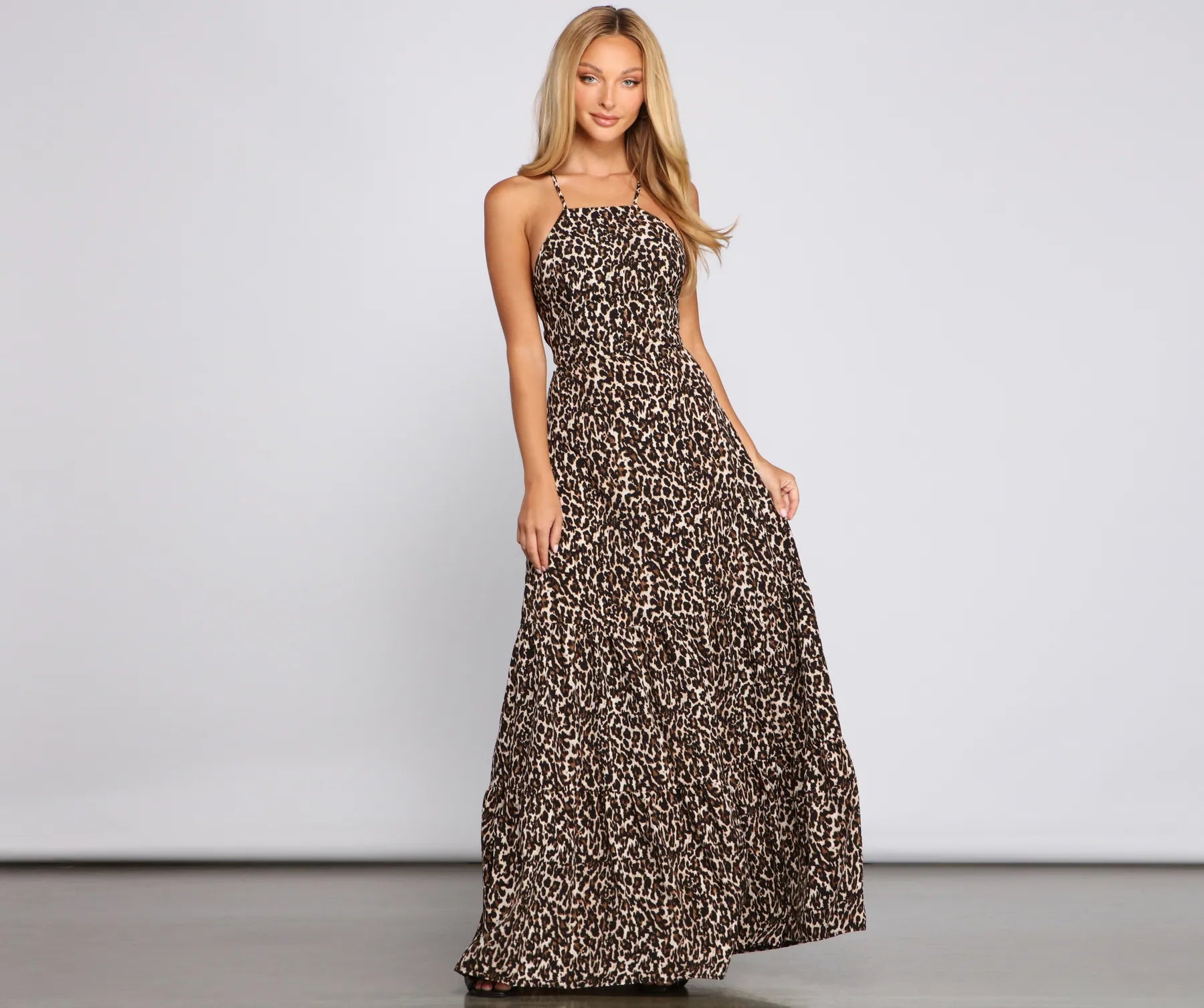 Concert - Wear Casual Dresses with a Fun Style​ Fiercely Stylish Lace-Up Leopard Maxi Dress