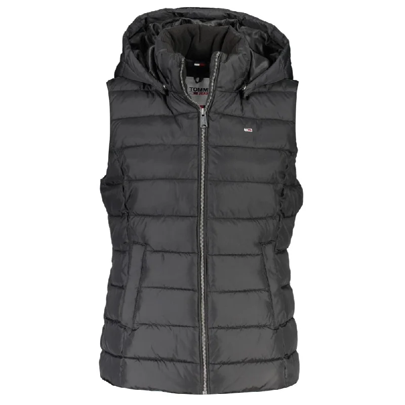 Checkered women's wool coats in a classic pattern for a timeless style Tommy Hilfiger Polyester Jackets & Women's Coat Checkered women's wool coats in a classic pattern for a timeless style Tommy Hilfiger Polyester Jackets & Women's Coat