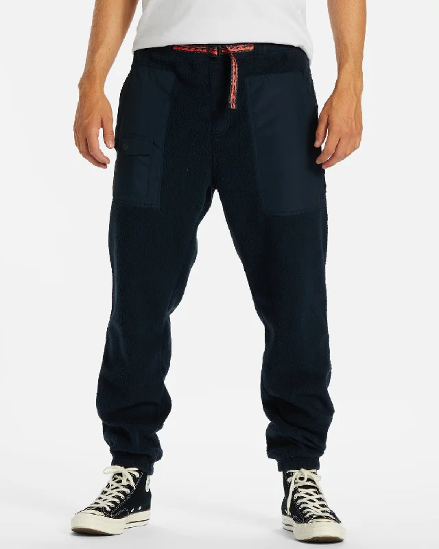 Boundary Trail Joggers - Navy