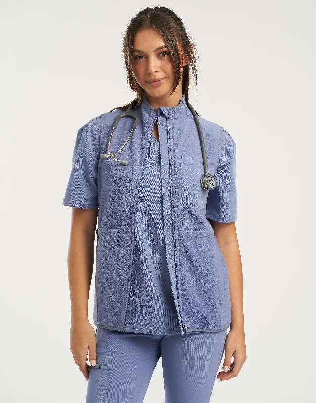 Women's faux fur - trimmed denim jackets for a trendy and cozy style  Essential Fleece Vest - Nova Blue