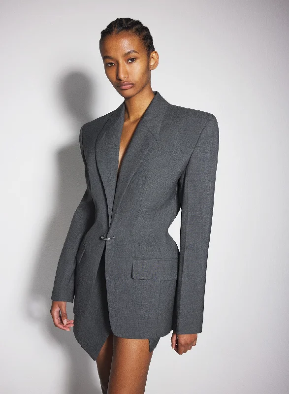 Women's cropped down jackets in bold colors for a sporty and fashionable winter outfit  grey pierced tailored jacket