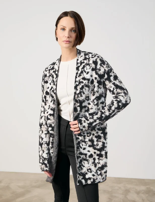 oversized women cardigan for a trendy and cozy look Knit Cardigan