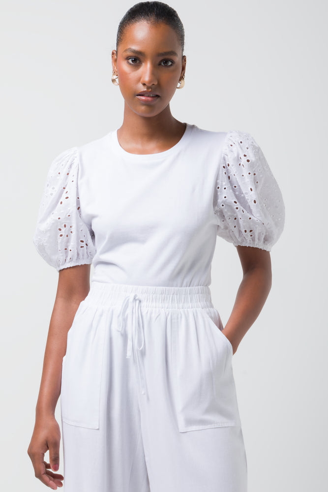 Women's breathable t shirt ANGLAISE SLEEVE TOP WHITE