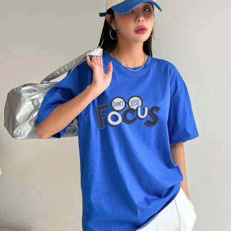 Women's sweatshirt with a mesh panel insert for breathability during workouts Focus women's oversized tshirt Women's sweatshirt with a mesh panel insert for breathability during workouts Focus women's oversized tshirt