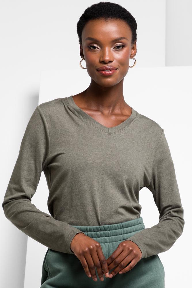 Women's Nike t shirt Long Sleeve V-Neck T-Shirt Green