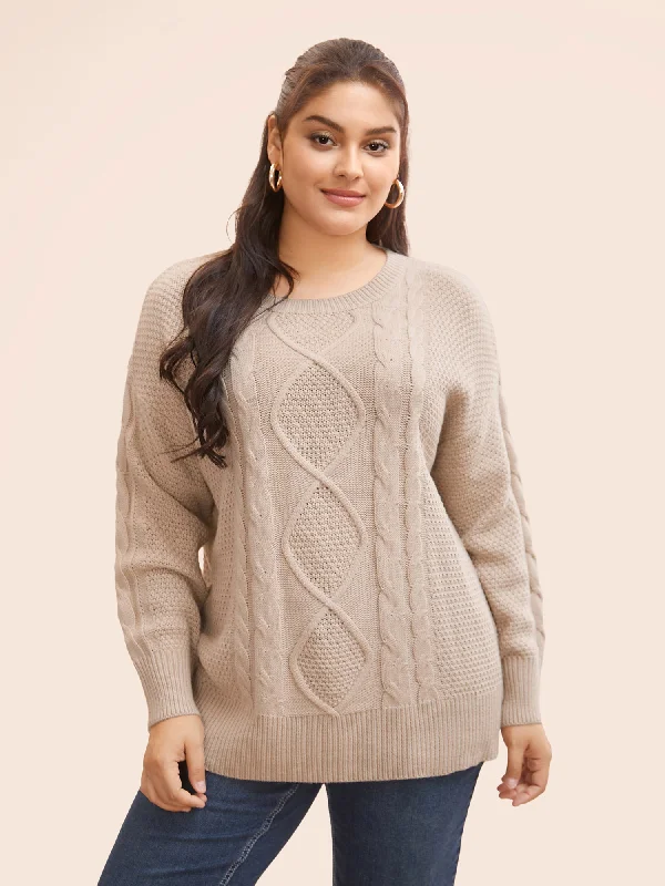 Women's Longline Boyfriend - Style Sweater in Gray for a Relaxed and Casual OutfitRound Neck Textured Cable Knit Pullover Women's Longline Boyfriend - Style Sweater in Gray for a Relaxed and Casual OutfitRound Neck Textured Cable Knit Pullover
