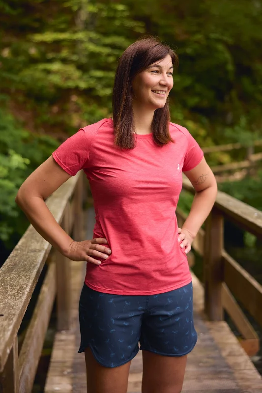 Women's Button - Down Tank Tops in Striped Patterns Summit Short Sleeve Tee Hibiscus Red Women's Button - Down Tank Tops in Striped Patterns Summit Short Sleeve Tee Hibiscus Red