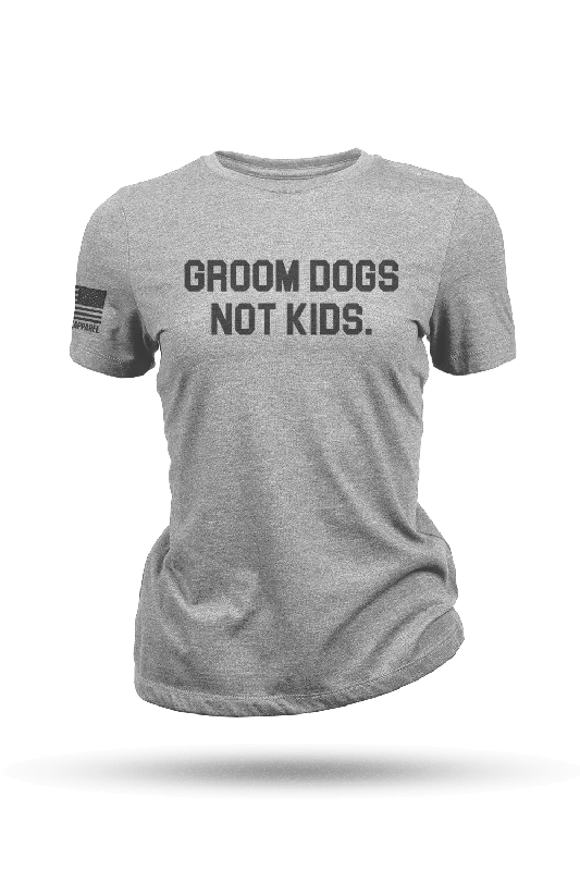 Women's travel t shirt Groom Dogs - Women's T-Shirt