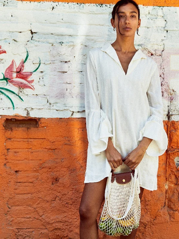 Sheath Women Dress with a Tailored Fit for a Professional Look Chloe Dress in Casablanca