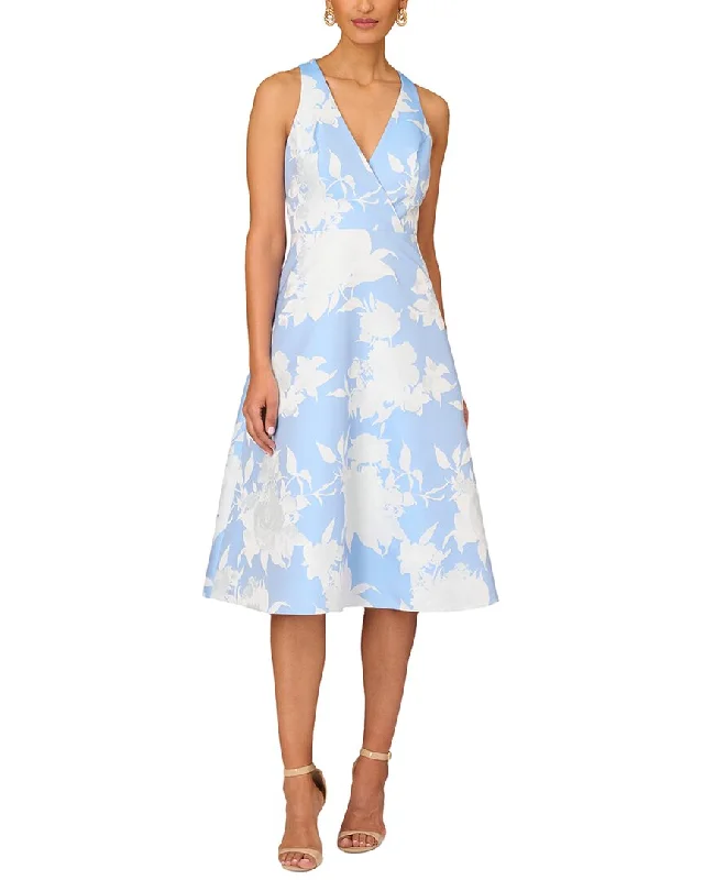 Backless Women Dress for a Sexy and Alluring Look at Evening Events Backless Women Dress for a Sexy and Alluring Look at Evening Events Aidan Mattox V-Neck Jacquard Midi Dress