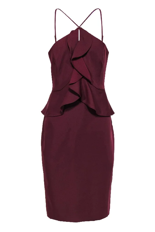 Pleated Women Dress with a Timeless and Elegant Texture Pleated Women Dress with a Timeless and Elegant Texture BCBG Max Azria - Burgundy Sleeveless Ruffled Halter-Style Sheath Dress Sz 10