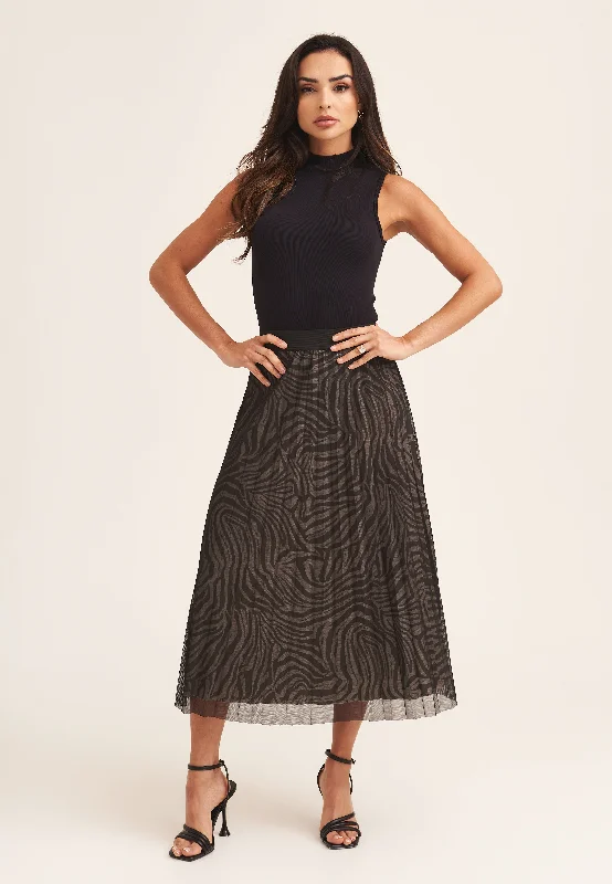 Ruffled Women Dress with Multiple Layers for a Playful and Girly Style Ruffled Women Dress with Multiple Layers for a Playful and Girly Style Black Animal Print Mesh Overlay Pleated Midi Skirt