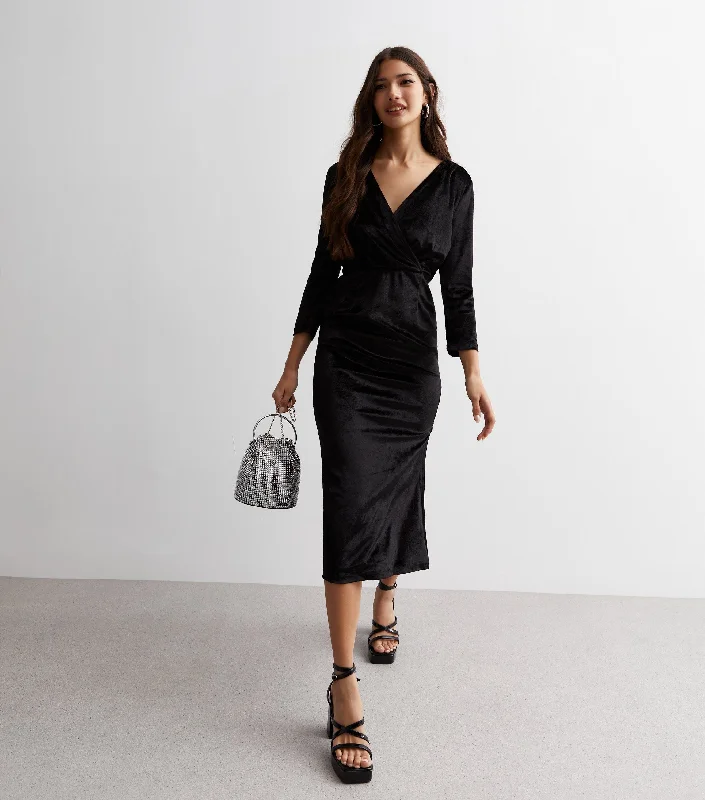 Shift Women Dress with a Simple and Classic Design for Everyday Wear Shift Women Dress with a Simple and Classic Design for Everyday Wear Black Velvet Wrap Top Midi Dress