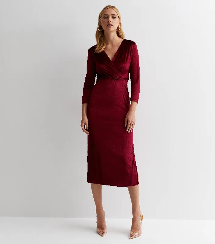 Pleated Women Dress with a Timeless and Elegant Texture Pleated Women Dress with a Timeless and Elegant Texture Burgundy Velvet Wrap Top Midi Dress