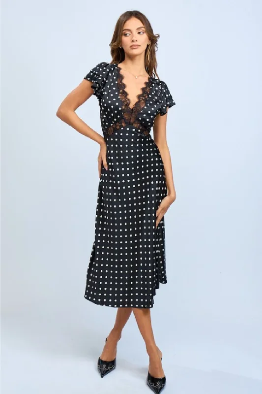 Halter Neck Women Dress to Show Off the Shoulders and Neckline Halter Neck Women Dress to Show Off the Shoulders and Neckline Caila Black Polka Dot Slip Midi Dress