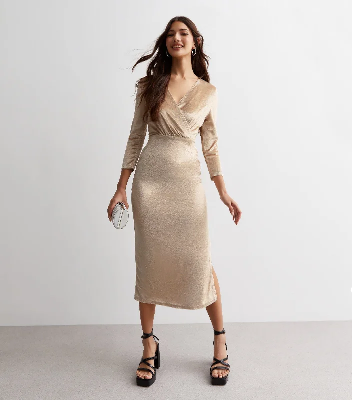 Printed Abstract Women Dress for a Modern and Artistic Appeal Printed Abstract Women Dress for a Modern and Artistic Appeal Champagne Velvet Wrap Top Midi Dress
