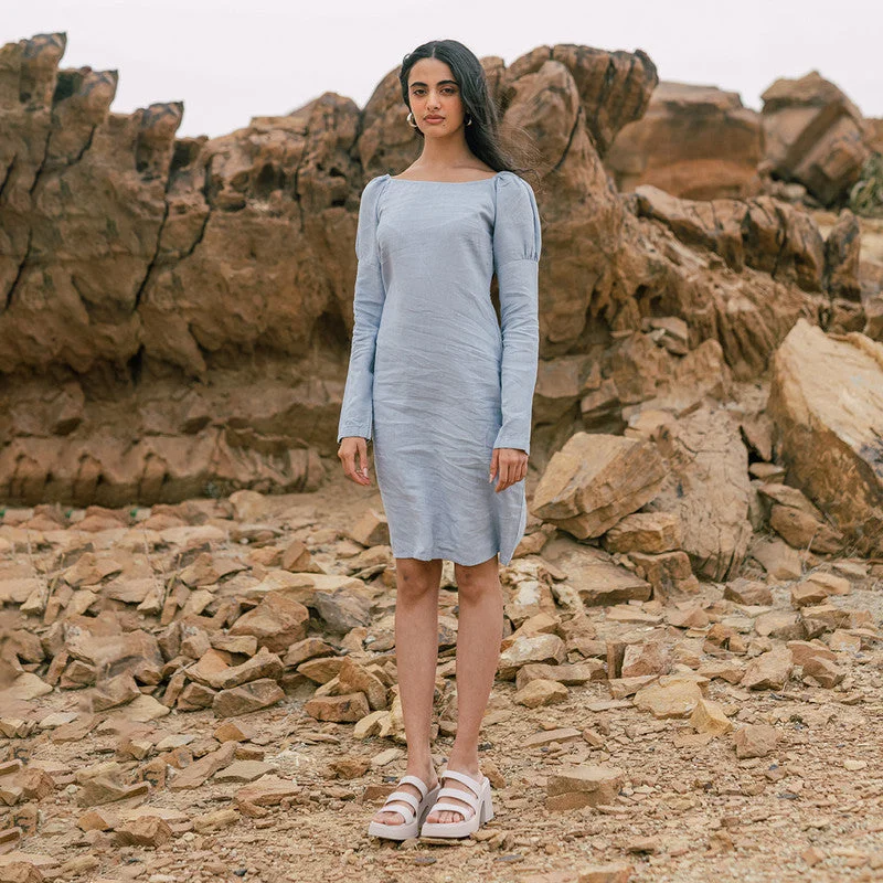 Mini Women Dress with a Short Hem for a Young and Trendy Style Mini Women Dress with a Short Hem for a Young and Trendy Style Linen Knee Length Dress | Pacific Blue