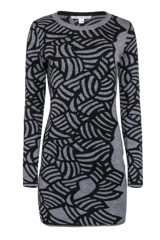 Sleeveless Women Dress in Bright Colors for Summer Parties Sleeveless Women Dress in Bright Colors for Summer Parties Diane von Furstenberg - Grey & Black Abstract Print Fitted Wool Sweater Dress Sz 8