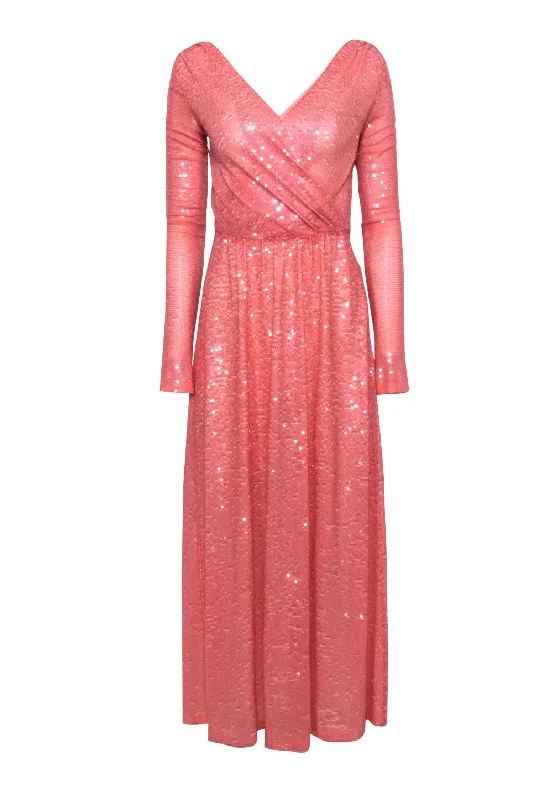 Ball Gown Women Dress with a Full Skirt for a Princess - like Look Ball Gown Women Dress with a Full Skirt for a Princess - like Look Emilio Pucci - Pink Sequin Long Sleeve Gown Sz 4
