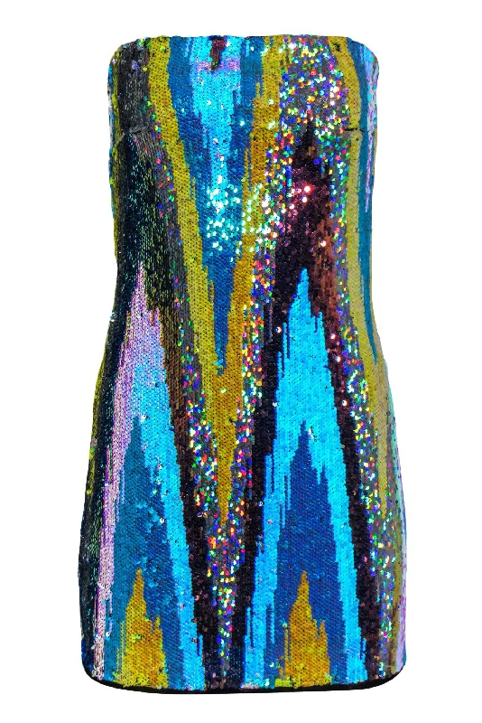Ruffled Women Dress with Multiple Layers for a Playful and Girly Style Ruffled Women Dress with Multiple Layers for a Playful and Girly Style Free People - Green & Multicolor Sequin Strapless Bodycon Dress Sz S