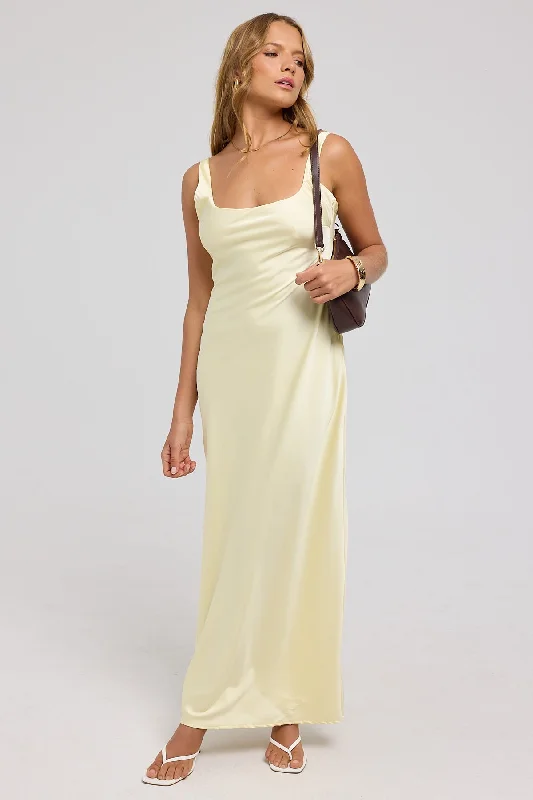 Mermaid - Style Women Dress with a Fitted Silhouette for Special Occasions Mermaid - Style Women Dress with a Fitted Silhouette for Special Occasions Perfect Stranger Eviana Recycled Satin Maxi Dress Lemon
