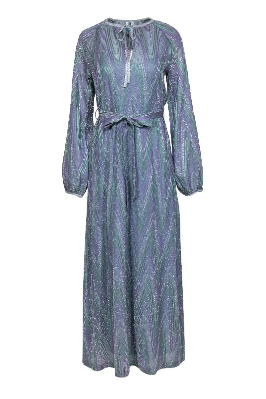 Maxi Women Dress with Floral Print for a Bohemian Vibe Maxi Women Dress with Floral Print for a Bohemian Vibe M Missoni - Purple, Green & Silver Sparkly Knit Wood Grain Print Velvet Maxi Dress Sz XS