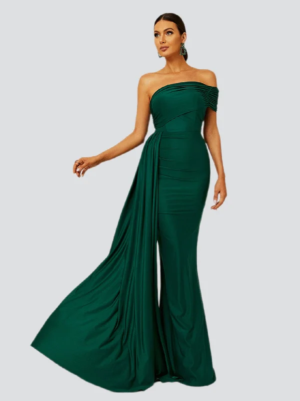 Little Black Women Dress with Sequins for a Glamorous Night Out Little Black Women Dress with Sequins for a Glamorous Night Out Draping Emerald Green Dress XH2158 Little Black Women Dress with Sequins for a Glamorous Night Out Little Black Women Dress with Sequins for a Glamorous Night Out Draping Emerald Green Dress XH2158