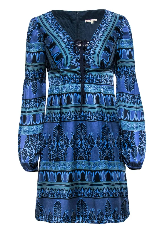 Maxi Women Dress with Floral Print for a Bohemian Vibe Maxi Women Dress with Floral Print for a Bohemian Vibe Nanette Lepore - Blue & Teal Bohemian Print Lace-Up Silk Dress Sz 2