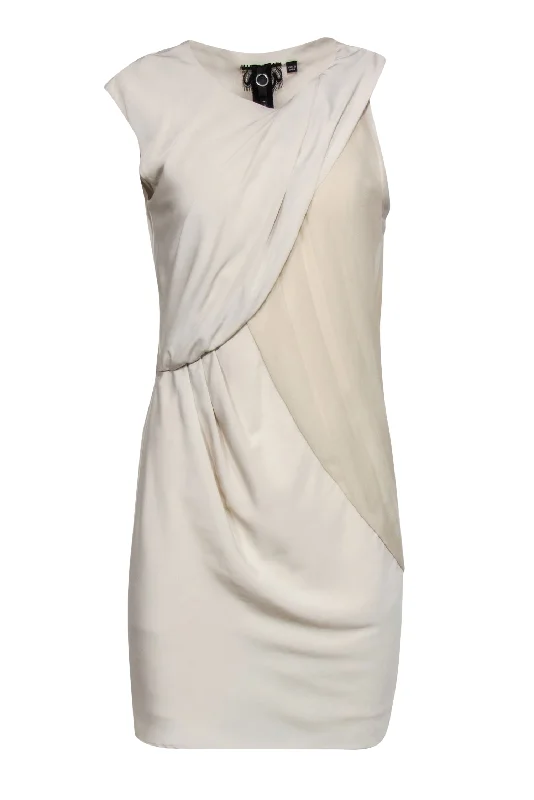 Strapless Women Dress with a Built - in Bra for Comfort and Support Strapless Women Dress with a Built - in Bra for Comfort and Support Poleci - Cream Silky Asymmetric Draped Shift Dress Sz 4