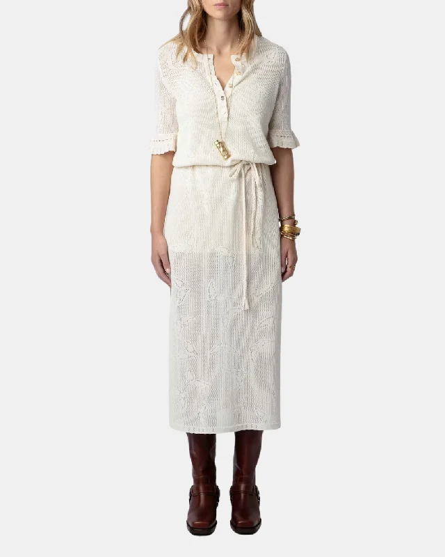 Maxi Women Dress with Floral Print for a Bohemian Vibe Maxi Women Dress with Floral Print for a Bohemian Vibe SALMY WING DRESS IN ECRU