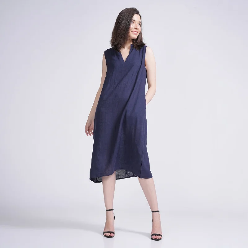 Long - Sleeve Women Dress in Velvet for a Luxurious Winter Look Long - Sleeve Women Dress in Velvet for a Luxurious Winter Look Linen A-Line Dress for Women | Sleeveless | Navy Blue