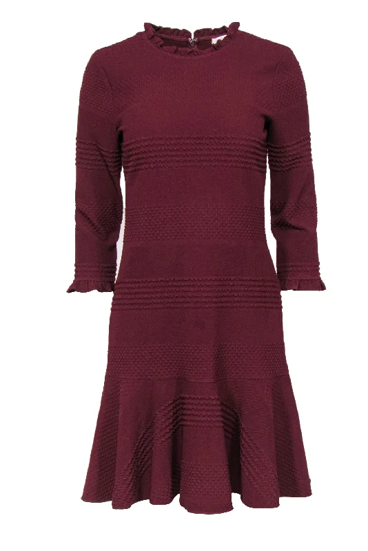 Lace - Embellished Women Dress for an Elegant and Sophisticated Appearance Lace - Embellished Women Dress for an Elegant and Sophisticated Appearance Shoshanna - Maroon Textured Ruffled Sheath Dress w/ Flounce Hem Sz 4