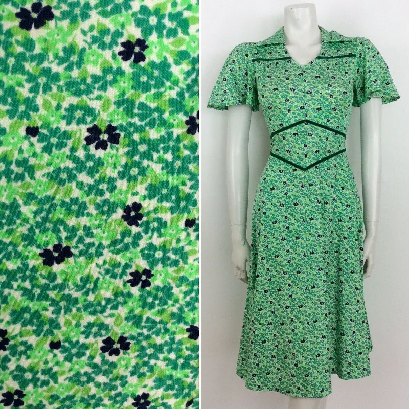 Long - Sleeve Women Dress in Velvet for a Luxurious Winter Look Long - Sleeve Women Dress in Velvet for a Luxurious Winter Look VINTAGE 60s 70s DITSY FLORAL DRESS FLUTTER SLEEVE GREEN BLUE WHITE 8 10 Long - Sleeve Women Dress in Velvet for a Luxurious Winter Look Long - Sleeve Women Dress in Velvet for a Luxurious Winter Look VINTAGE 60s 70s DITSY FLORAL DRESS FLUTTER SLEEVE GREEN BLUE WHITE 8 10