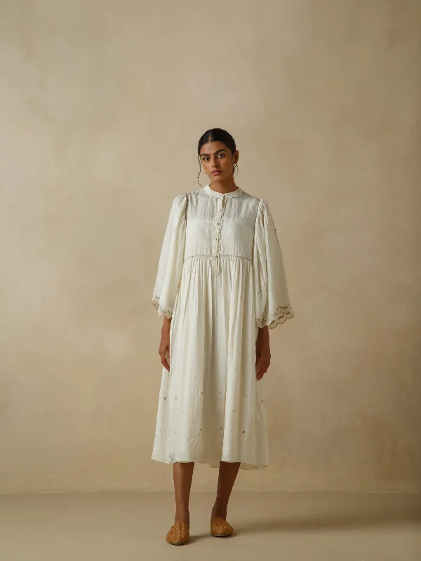 Midi dresses with halter necks for a stylish and comfortable option Cloud Dancer Silk Dress Midi dresses with halter necks for a stylish and comfortable option Cloud Dancer Silk Dress