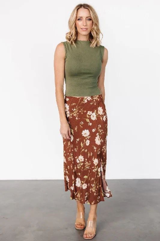 Midi dresses with ribbed textures for a unique and tactile appearance Fairchild Skirt | Brown Floral Midi dresses with ribbed textures for a unique and tactile appearance Fairchild Skirt | Brown Floral