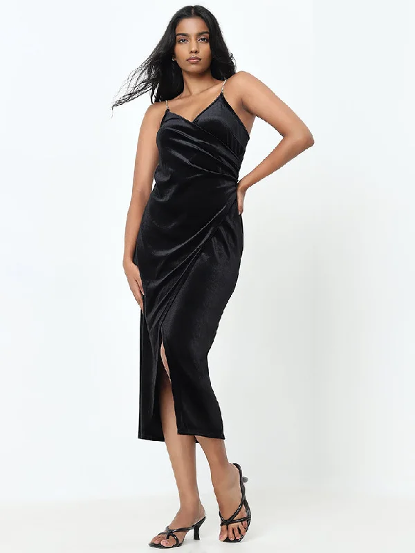Midi dresses with patchwork patterns for a one - of - a - kind style Wardrobe Black Velveteen Bodycon Dress Midi dresses with patchwork patterns for a one - of - a - kind style Wardrobe Black Velveteen Bodycon Dress