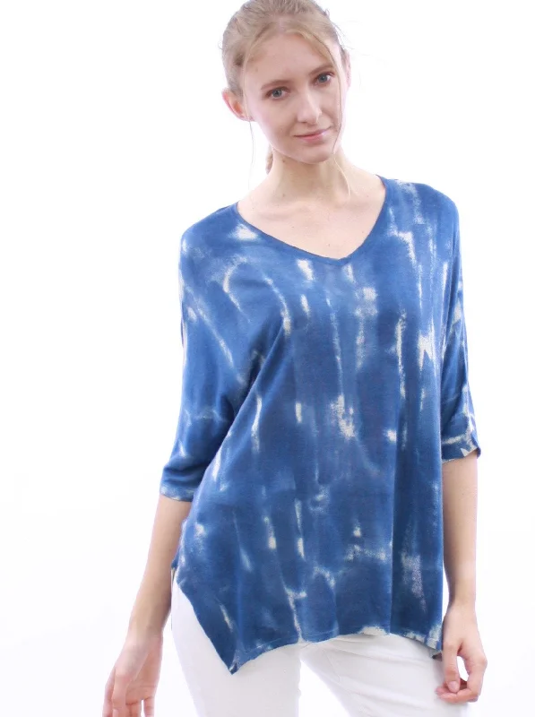Button - Front Women's Pullovers in a Vintage - Inspired Design Hand Painted V Neck Pullover Button - Front Women's Pullovers in a Vintage - Inspired Design Hand Painted V Neck Pullover