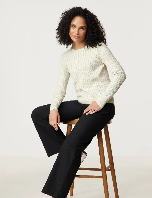 Plus Size Women's Pullovers with Pockets for Practicality Knit Pullover