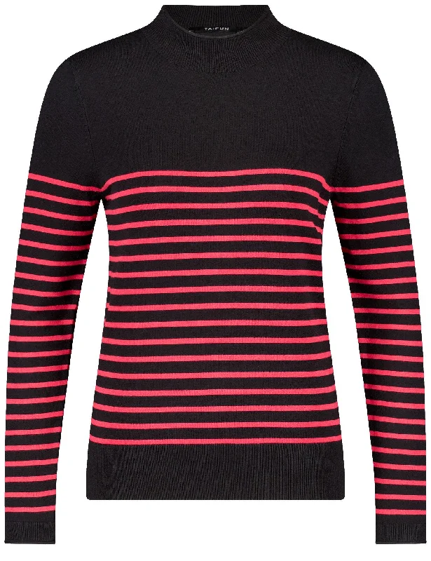 Women's High - Low Hem Pullovers in a Contemporary Design Pullover with Stripes