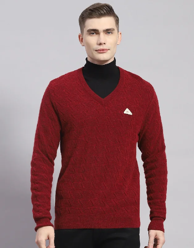 Men Maroon Solid V Neck Full Sleeve Pullover