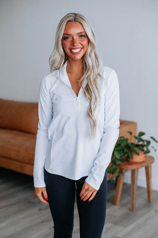 Petite Women's Pullovers with a Fitted Silhouette for a Flattering Look Sami Active Pullover - Ivory