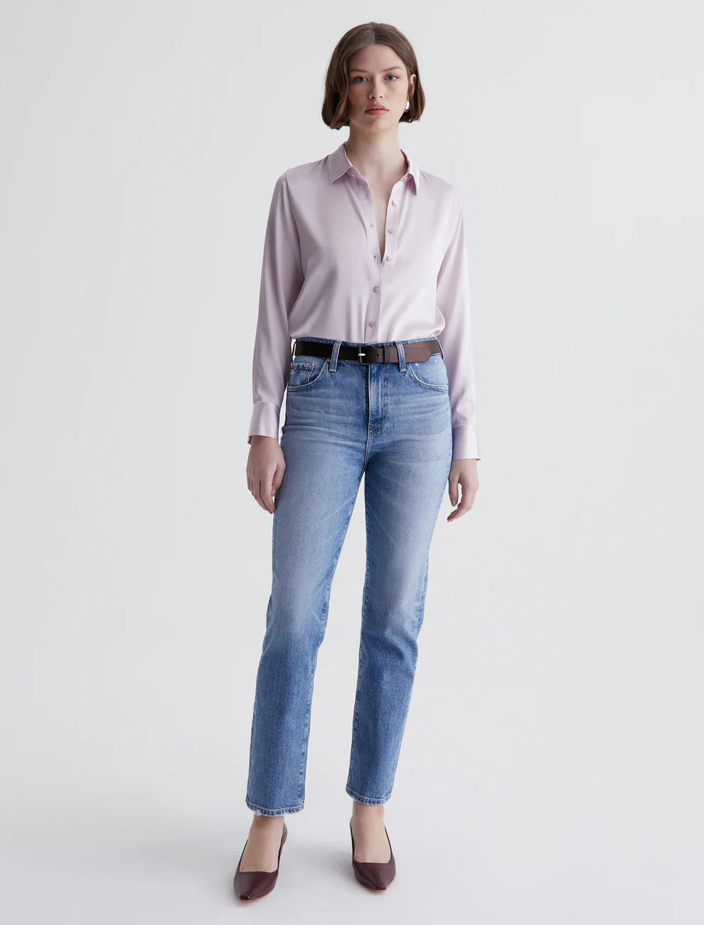 Straight - leg women jeans with a classic and timeless appeal  AG Jeans Saige - 19 Years Suburbia
