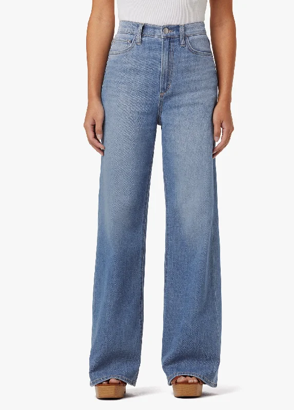 Skinny women jeans with a form - fitting design  THE MIA PETITE