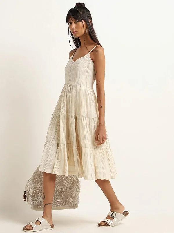Women's cotton jogger pants Acid - wash women jeans with a retro finish Bombay Paisley Off-White Striped Cotton Tiered Dress